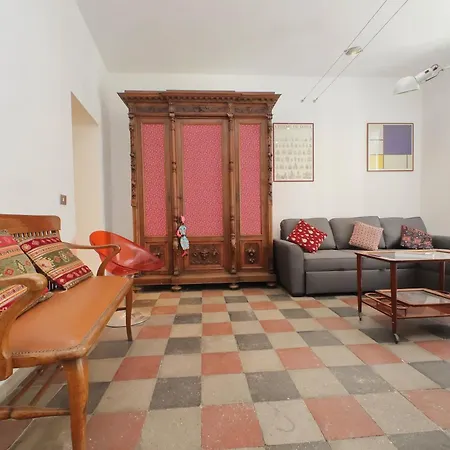 Apartment Cavour